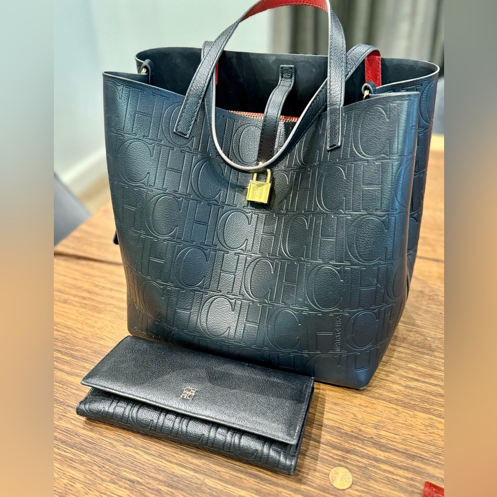 CH MATRYOSHKA LOCKED M SHOULDER BAG&EDIT AMERICAN WALLET W/REMOVABLE COIN PURSE